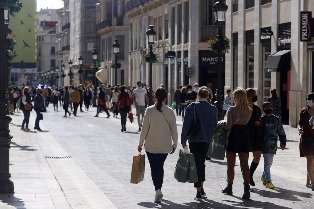 Luminoso Apartamento Con Garaje En El Centro Málaga Exterior foto